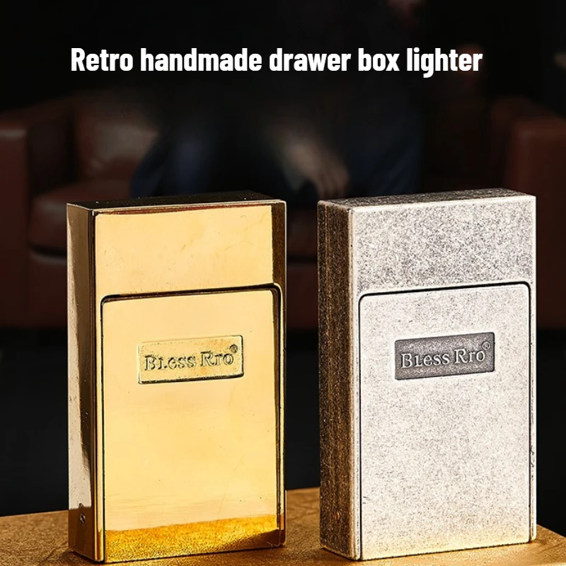 Accendino a mola retrò Cassett - Men Accessories Drawer recensione e prezzo