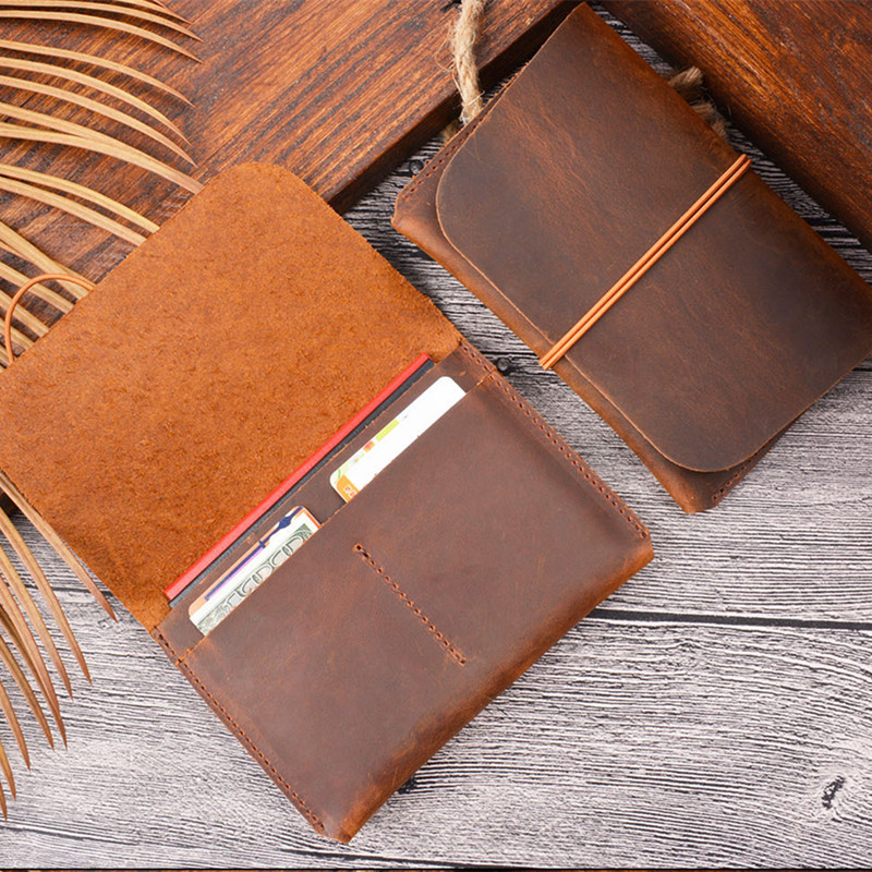 Portafoglio per Passaporto in  - Bifold Leather Wallet recensione e prezzo